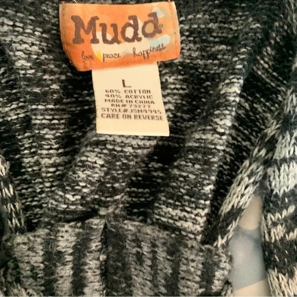 Mudd Chunky knit sweater vest black gray sleeveless pockets button up V-neck - Picture 3 of 4